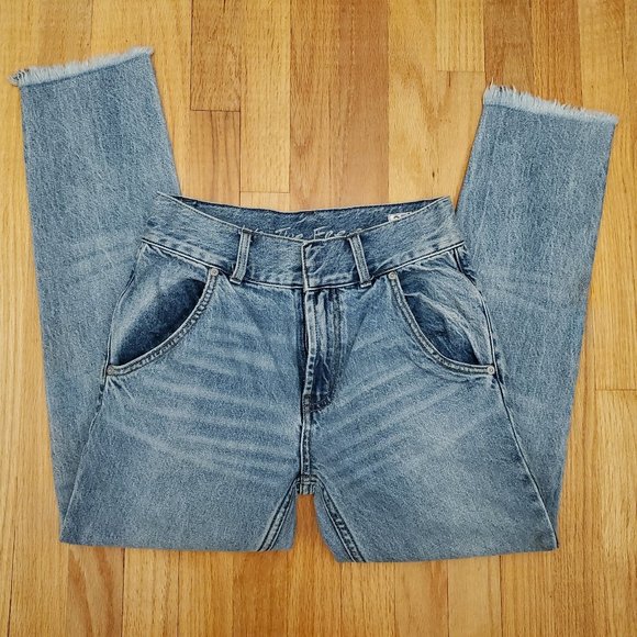 Free People Jeans Womens 27x26 Blue Light Wash Ankle Regular High Waist Mom 25 - Picture 3 of 14